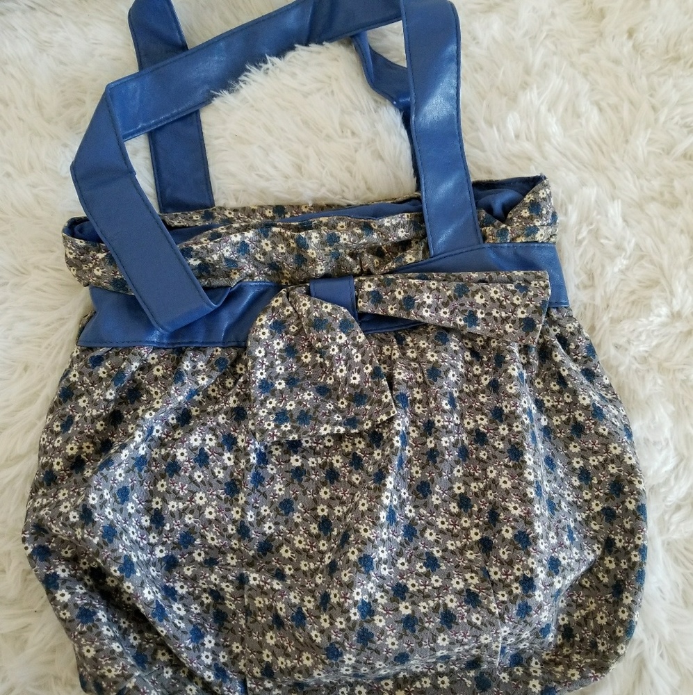 Bag - Picture 1 of 3